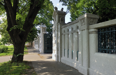 Hřbitov s ohradní zdí v Ostravě-Vítkovicích